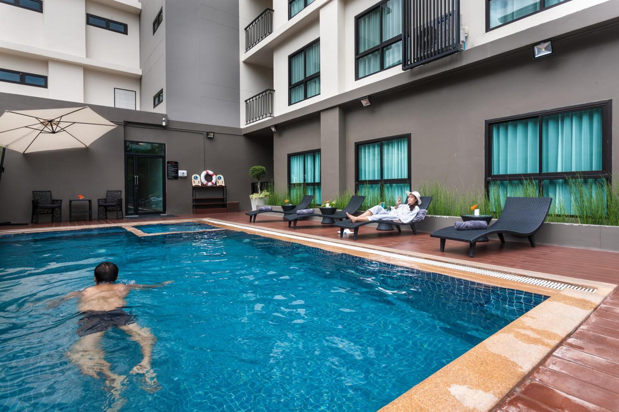 Cmor By Recall Hotels Sha Extra Plus Chiang Mai Esterno foto