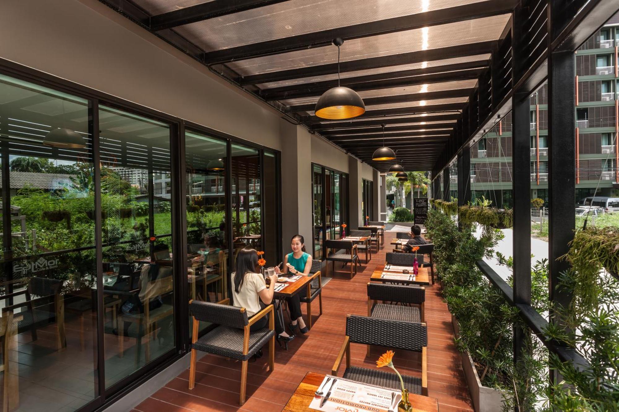 Cmor By Recall Hotels Sha Extra Plus Chiang Mai Esterno foto